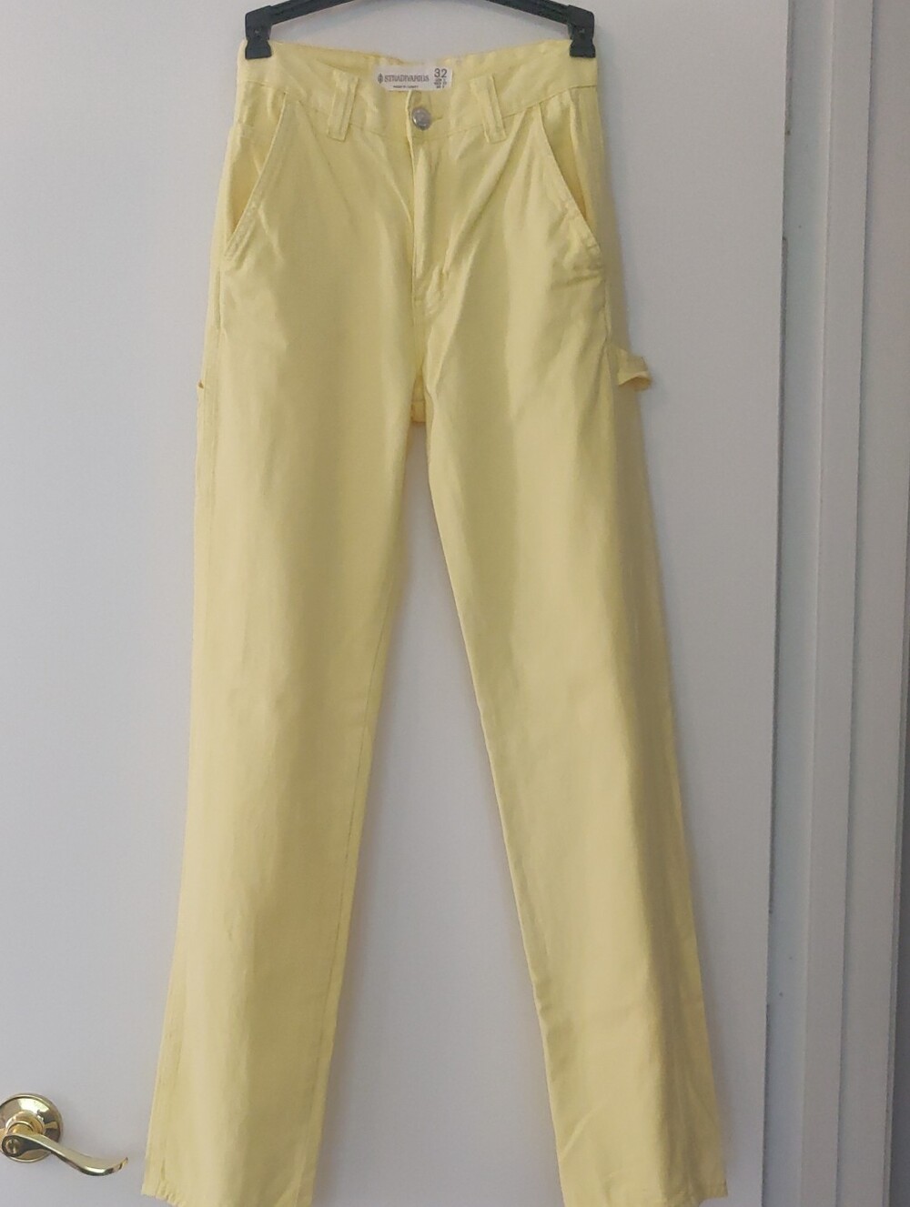 Stradivarius Pale Yellow High-Waist Pants